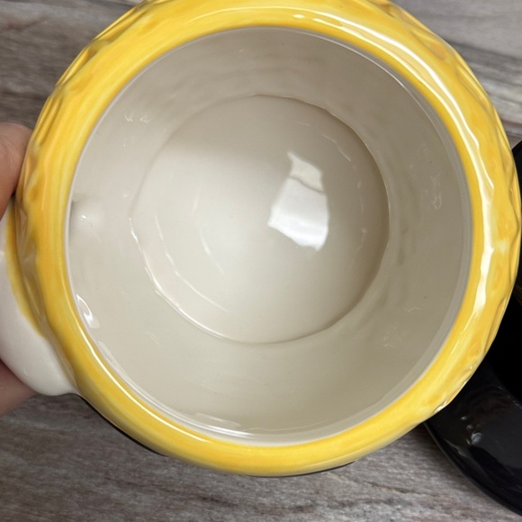 Mr. Peanut Ceramic Cookie Jar - Picture 7 of 10